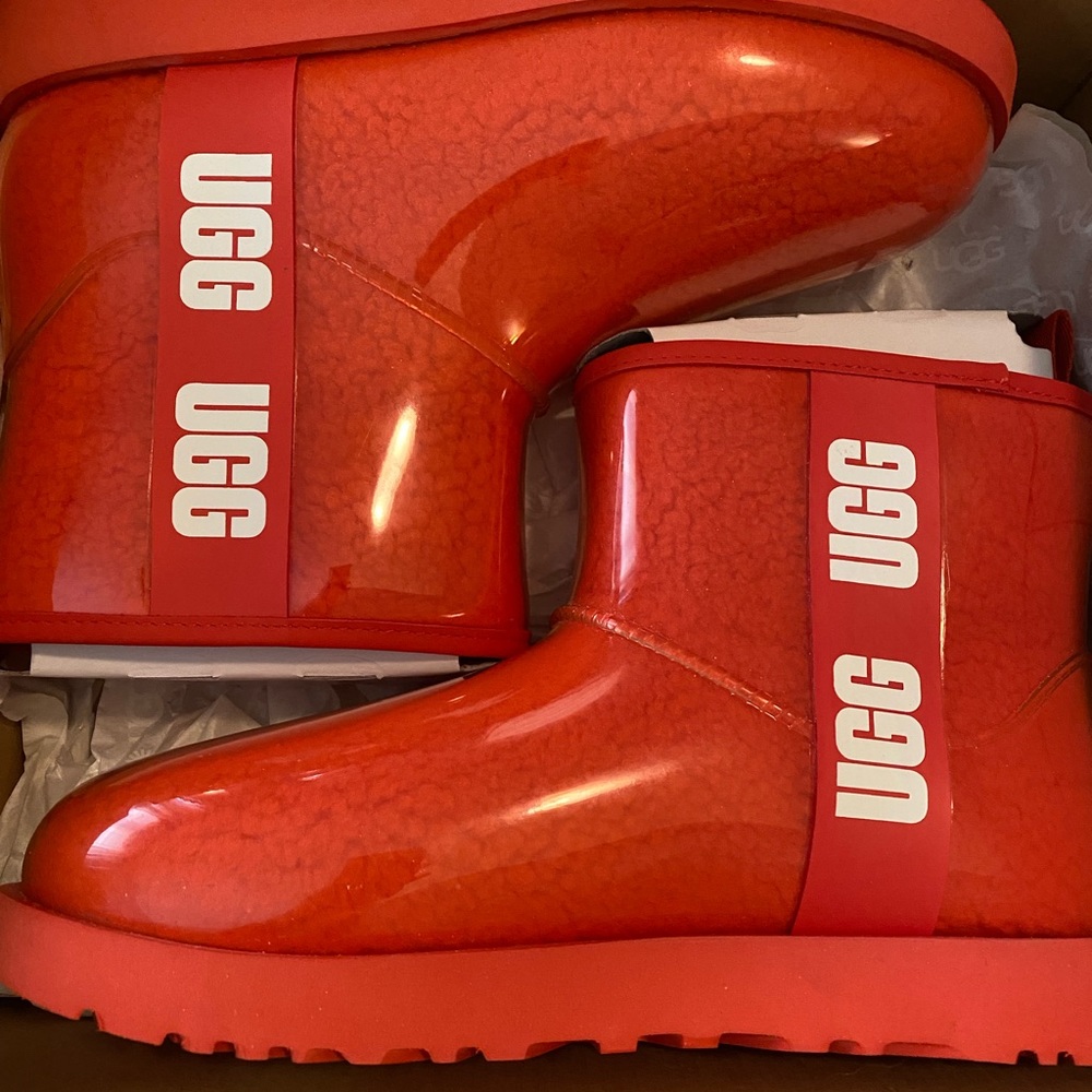 Uggs Classic Clear Mini- Red Size 10